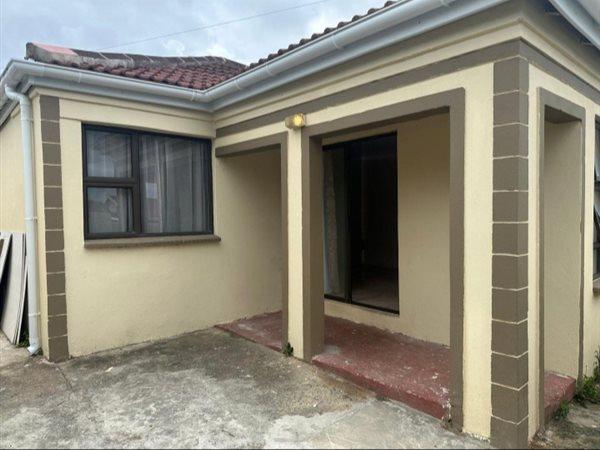 2 Bedroom Property for Sale in Mdantsane Eastern Cape